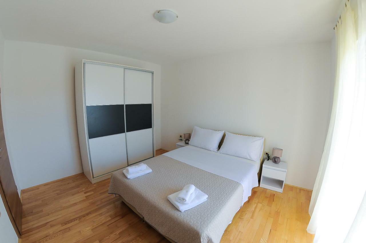 Apartment Neva Split Eksteriør billede