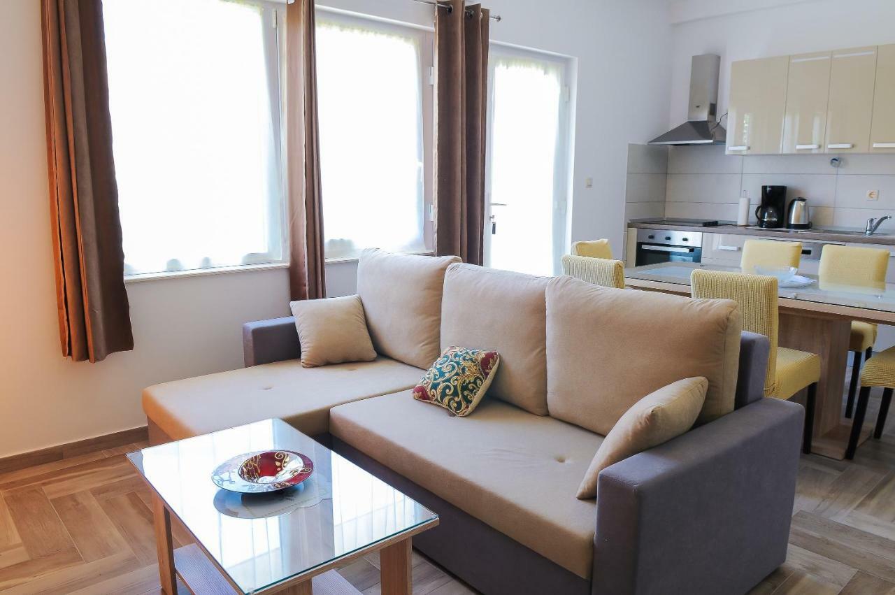 Apartment Neva Split Eksteriør billede